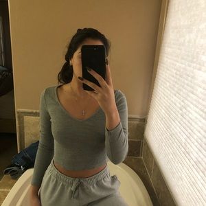 TOPSHOP cropped grey long sleeve